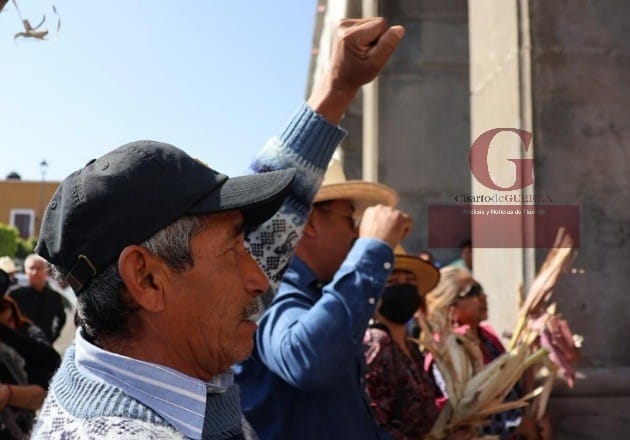 Productores exigen más presupuesto para el campo frente al Congreso de Tlaxcala